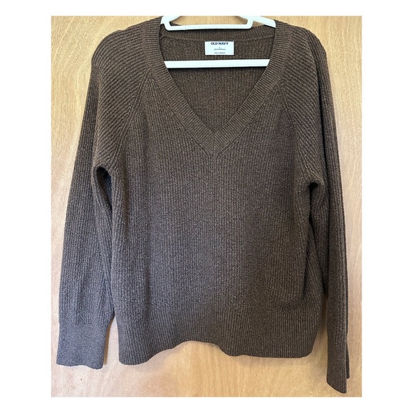 Old Navy SoSoft Cocoon Sweater - Picture 3 of 10